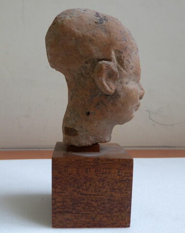 figurine, image 2/5
