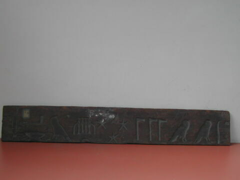 cercueil type qersou  ; élément de cercueil, image 2/3