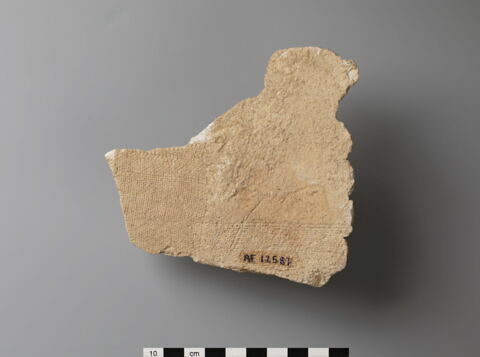 masque-plastron  ; cercueil, image 3/6