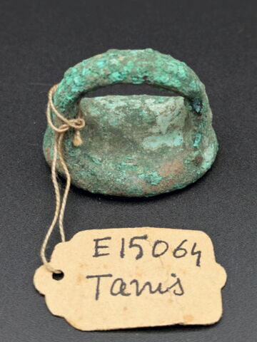 chevalière à chaton creusé, image 3/3