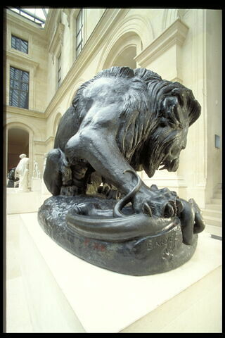 Lion au serpent, image 8/9