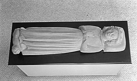 Effigie présumée d'une fille du roi Charles IV le Bel, image 12/14