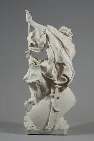Soldat bandant un arc, image 5/12