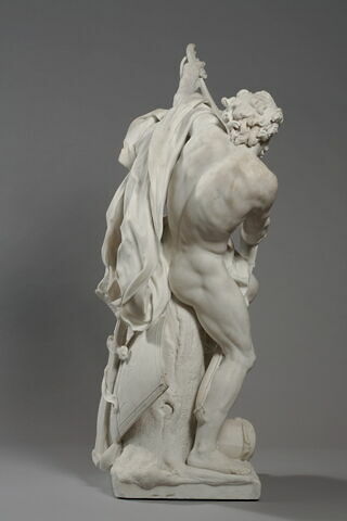 Soldat bandant un arc, image 7/12