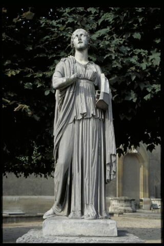 Muse, dite Terpischore, ou Erato, image 7/10