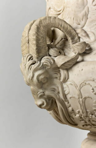 Vase du triomphe d'Amphitrite, image 8/11