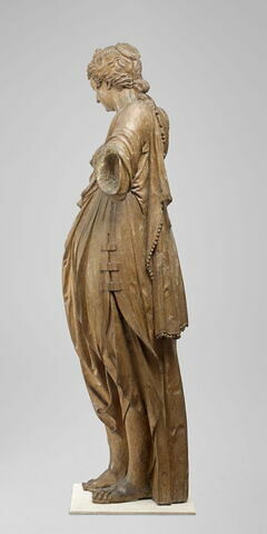 Figure de femme, image 2/4