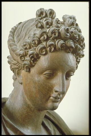 Figure de femme, image 8/10
