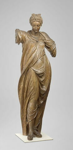 Figure de femme, image 2/10