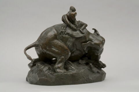 Indien monté sur un éléphant écrasant un tigre, image 5/20