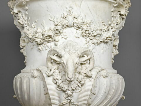 Vase décoré des attributs du Printemps, image 4/9