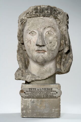 Tête de Vierge voilée et couronnée, image 6/15