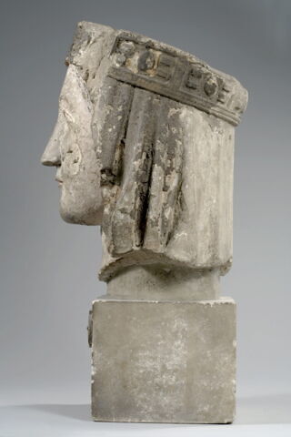 Tête de Vierge voilée et couronnée, image 8/15