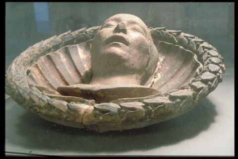 Masque funéraire de femme, image 5/5