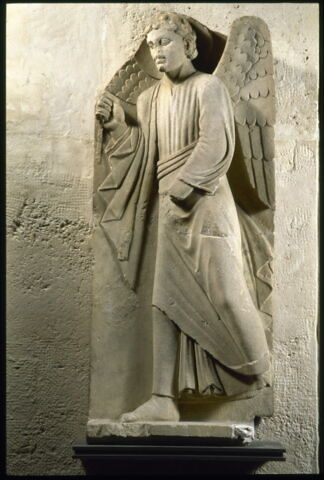 Un ange thuriféraire, image 3/7