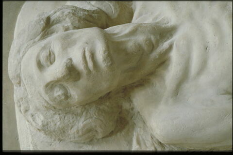 Effigie funéraire ébauchée de Catherine de Médicis, image 9/9