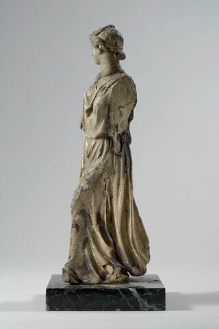 Femme drapée à l'antique, image 3/9