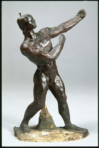 Homme nu debout, image 5/8