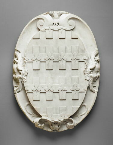 Armoiries de René de Birague. Element du monument funéraire de Valentine Balbiani (1518-1572), épouse de René de Birague, image 5/6