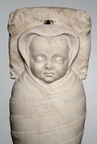 Enfant emmailloté, image 2/5
