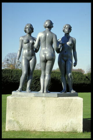 Trois Nymphes ou Trois Grâces ou Nymphes de la prairie