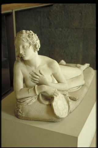Bacchante au repos, image 8/15