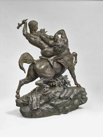 Thésée combattant le centaure Biénor, image 8/12