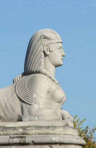 Sphinge, image 2/4