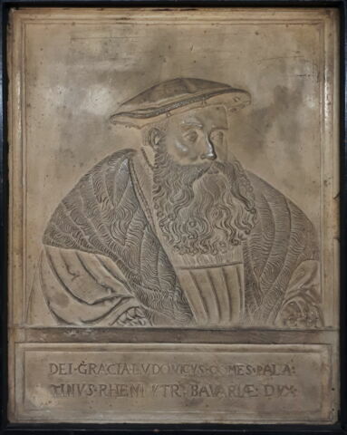 Bas-relief de Louis V, duc de Bavière, image 2/3