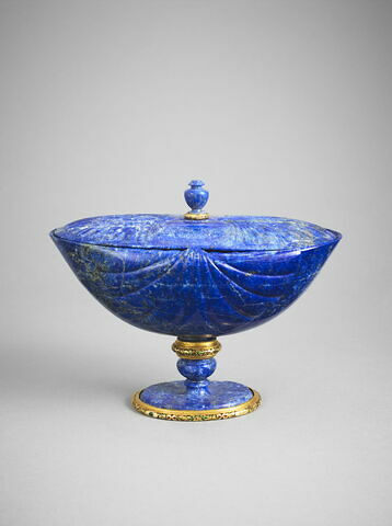Coupe ovale couverte