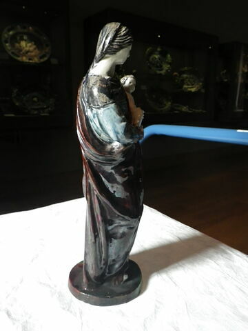 Statuette : Vierge à l'Enfant, image 4/5