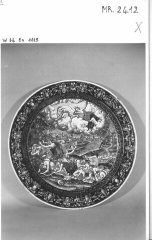 Plat rond : Le Massacre des Niobides, image 12/13