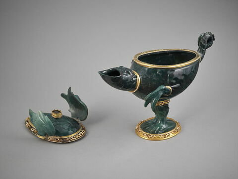 Coupe en forme de dragon, image 5/5
