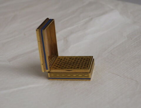 Petite boîte à parfums avec le portrait de l'impératrice Joséphine, image 4/5