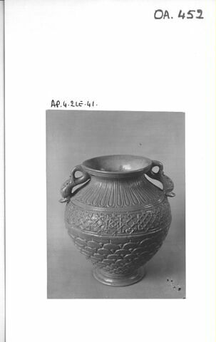 Vase ovoïde à deux anses en forme de dauphins, image 6/7