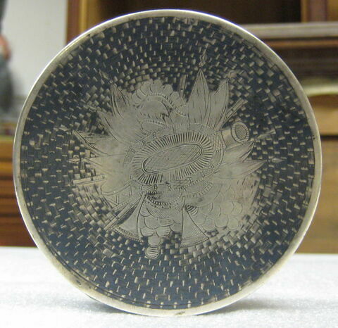 Boîte ronde avec médaille de Catherine II de Russie, image 2/3
