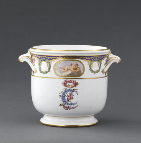 Seau à demi-bouteille ordinaire d'un service offert par Louis XV à Marie-Caroline de Naples (Charlotte-Louise), image 6/12