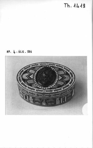 Tabatière ovale, image 7/9