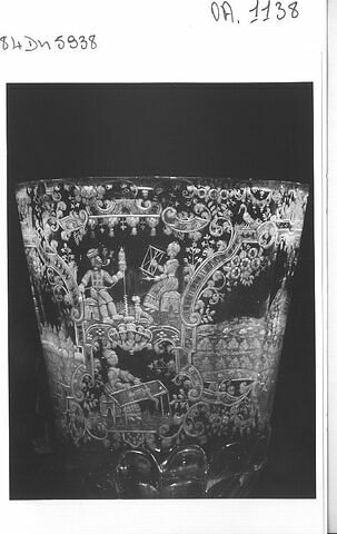 Verre à jambe : armoiries, image 11/13