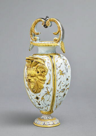 Vase à anse (aiguière)