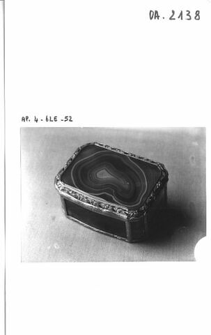 Tabatière, image 2/2