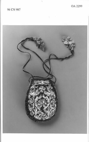 Bourse à décor de rinceaux, image 4/5
