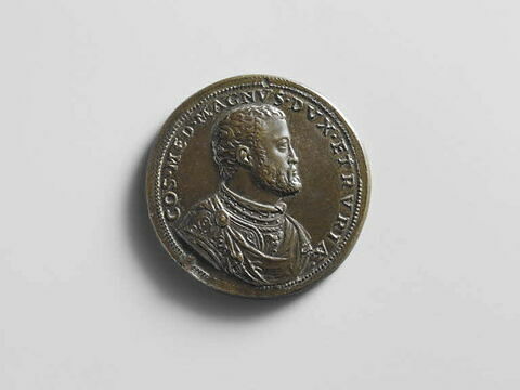 Médaille : Côme Ier de Medicis / guerrier remettant une épée et une croix à un homme agenouillé