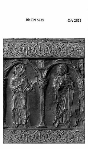 Châsse : Christ, Vierge et autres personnages, image 5/7