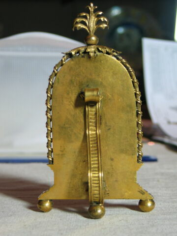 Baiser de paix : le Christ mort entre la Vierge et saint Jean, image 4/8