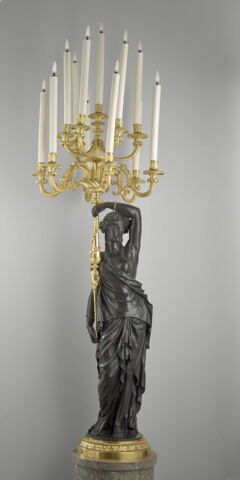 Grand candélabre à douze lumières d'un ensemble de quatre (OA 5242 à OA 5245)