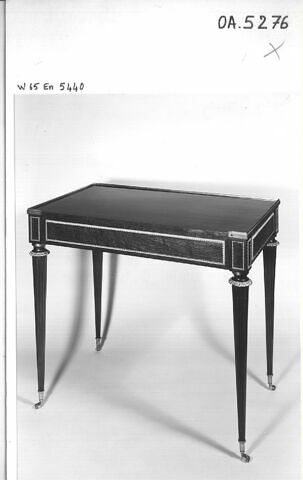 Bureau plat de dame