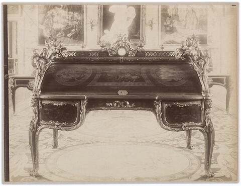 Secrétaire à cylindre du Cabinet Intérieur de Louis XV à Versailles, image 8/14
