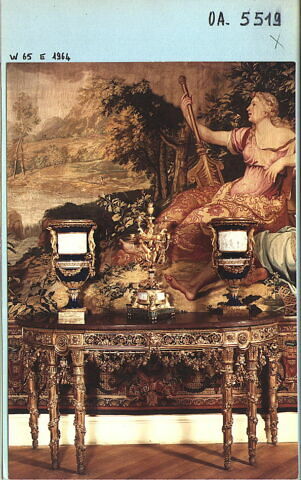 Console d'applique en demi-lune à six pieds, image 7/11