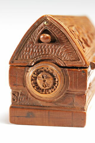 Memento Mori : petit cercueil, image 3/8